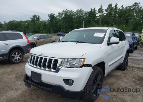 2013 Jeep Grand Cherokee Laredo z USA, uszkodzony, nr VIN 1C4RJFAG1DC599384